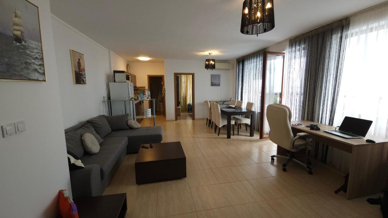 Complex Top Apartment Sveti Vlas Exterior photo